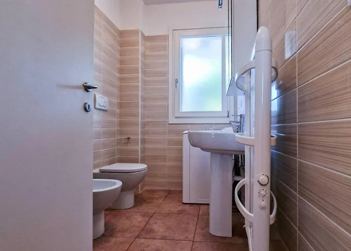 Pool-front With Fenced Garden And Bbq Apartman *