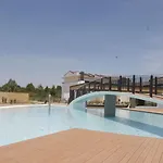 Pool-front With Fenced Garden And Bbq Διαμέρισμα
