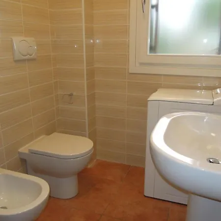 Апартаменти Pool-front With Fenced Garden And Bbq *