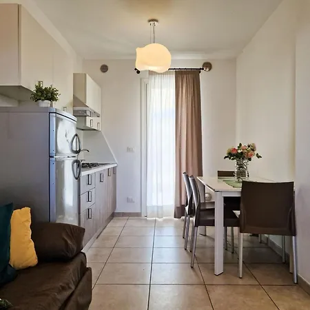 Pool-front With Fenced Garden And Bbq * Bibione