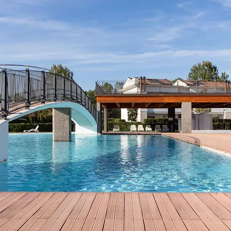 Sunny Retreat With Solarium Διαμέρισμα *