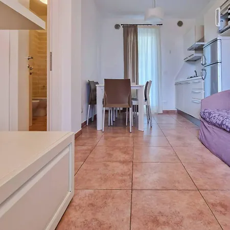 Appartamento Sunny Retreat With Solarium
